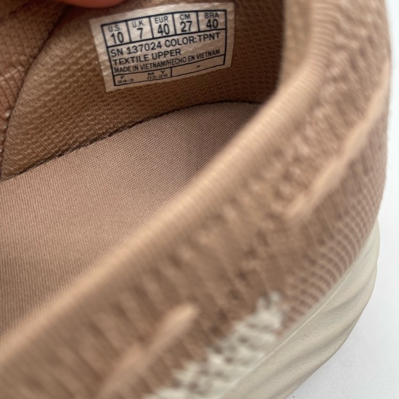 Skechers Women's Sneakers - Tan and Cream Size 10 / 
137024 - Picture 7 of 8